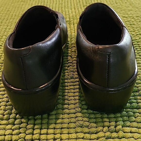 Klogs slip on shoe - Picture 3 of 12